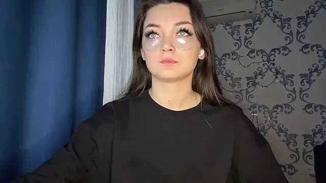 TwotyBright online show from February 1, 6:01 am