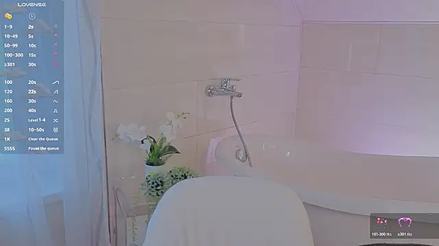 WICKEDEMBER online show from March 21, 2:05 am