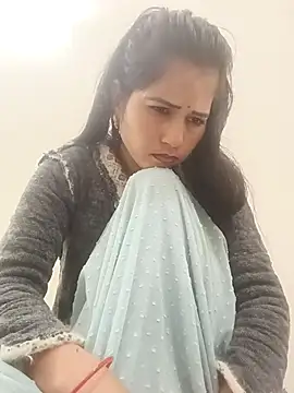 Sanjna babby online show from February 4, 6:00 pm