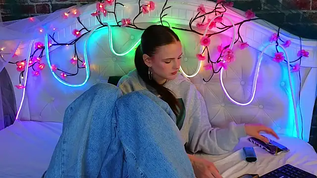 CathyCaldwell online show from March 15, 5:31 am