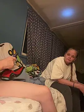 biggdaddyandqueenn online show from November 27, 5:32 am