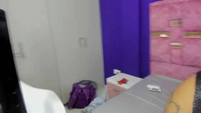 kendra lovv online show from November 10, 7:42 pm