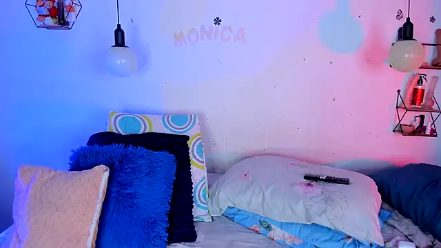 alejaa curvy online show from November 9, 1:00 am