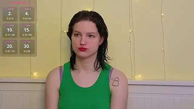 LatinaHuguenin online show from January 19, 7:26 am