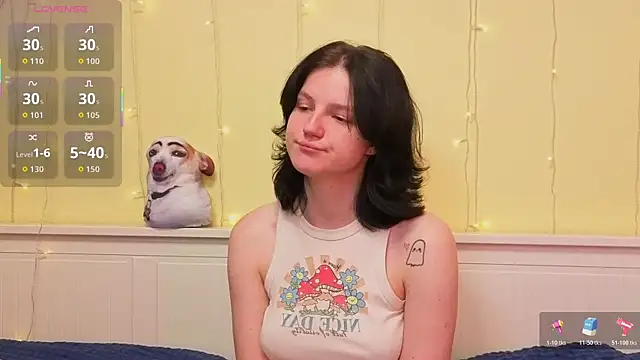 LatinaHuguenin online show from January 16, 7:04 am