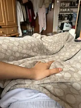 nas0076 online show from March 15, 11:12 am