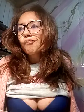 Zulreyna online show from July 11, 5:40 am