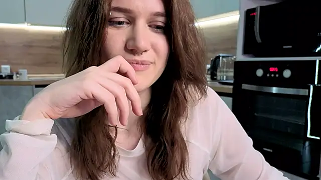 eshleeygreen online show from March 30, 6:40 pm