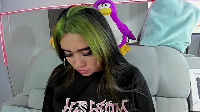 Lilith Zenith  online show from November 7, 4:51 am