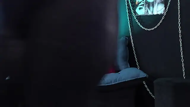 KatrinaStone online show from March 23, 10:05 pm