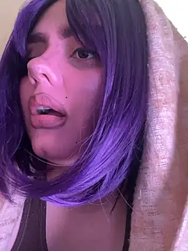 candicewest  online show from July 6, 5:37 pm