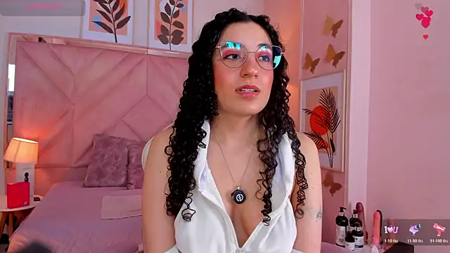 DemiJones  online show from March 26, 4:47 am