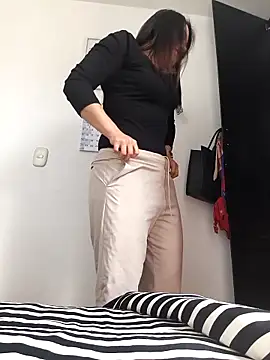 ALEJA  22 online show from November 15, 4:30 pm