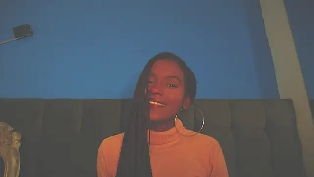 Aliis Love online show from December 3, 5:10 am