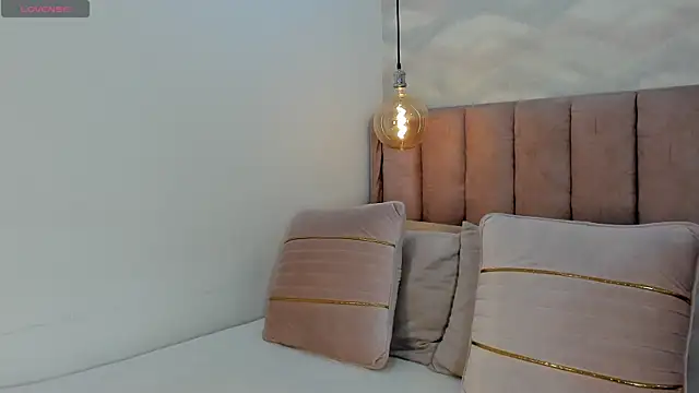 caro gemm online show from January 7, 5:00 am