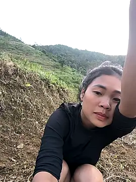 Lynly k2 online show from November 25, 9:00 am