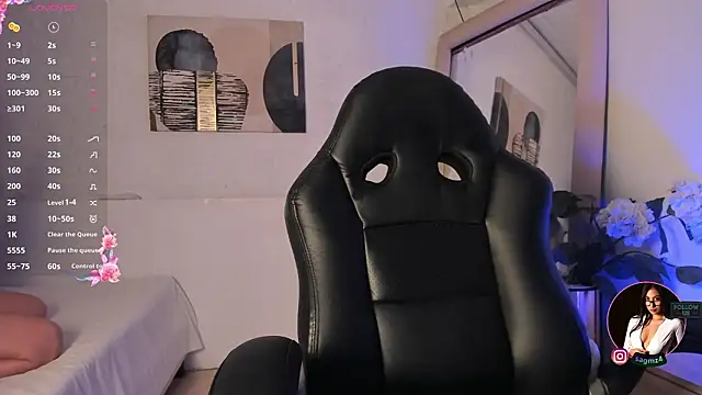 sara  gomez online show from February 3, 3:59 am