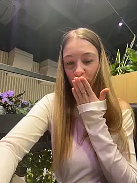 SashaCatt online show from March 3, 8:42 am