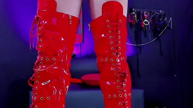 MartinaStones online show from May 16, 12:02 am