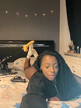 HotKaylaa online show from November 26, 8:32 pm