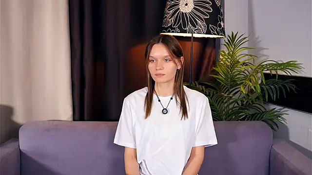 EdythLao online show from November 10, 12:00 pm