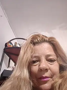 karlaanqui1 online show from February 19, 11:43 am