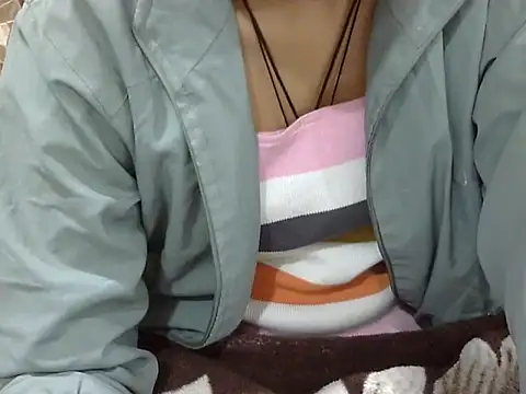 SEXY PRIYA83 online show from January 12, 7:41 pm