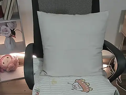 Lee-Young66 online show from March 3, 2:28 am