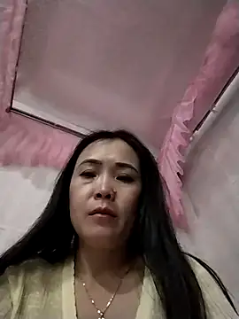 Feeling-hot online show from February 14, 1:24 pm