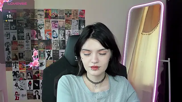 EmmaDarkk online show from November 13, 7:29 am