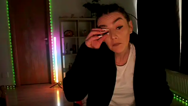 MissyDior8 online show from December 3, 7:11 am