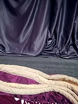 MiHeni online show from April 6, 3:57 pm