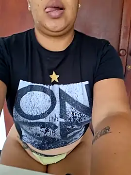 Sarahy- online show from April 17, 2:19 pm