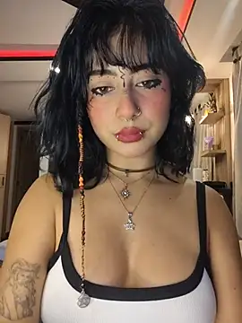 Sarah Lark- online show from July 30, 12:44 am