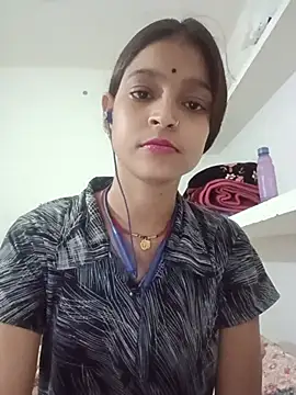 Mohnicute online show from May 17, 12:37 pm