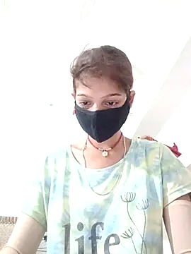 Mohnicute online show from April 22, 6:16 pm