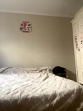 Taurina0105 online show from November 23, 9:05 pm