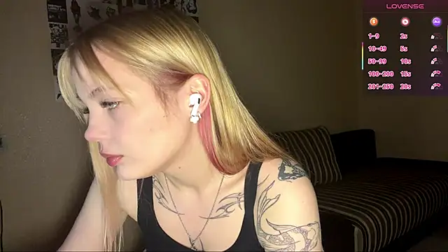 JestineParslow online show from January 15, 8:37 pm