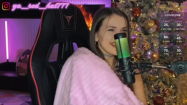 -RED HAT- online show from February 12, 6:53 pm