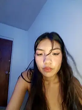 Pretty-v online show from November 14, 1:38 am