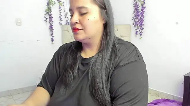  1Zoey online show from March 1, 10:26 am