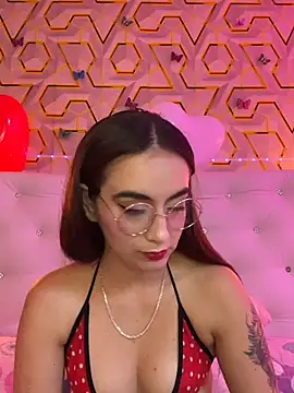 MelanyyJhonson15 online show from February 21, 6:47 am