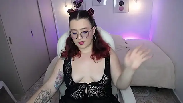 selene rouse  online show from November 29, 9:52 pm