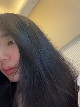 TinyBabe online show from April 14, 3:23 pm