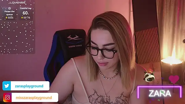ZarasPlayground online show from May 6, 8:24 pm