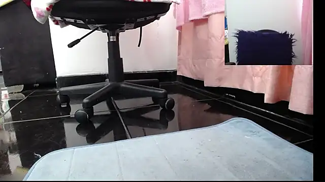 sasha sexy1 online show from April 1, 4:48 pm