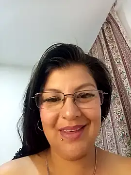 CelesteAlvarez1989 online show from May 3, 4:05 am