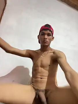 Luigi cumming1 online show from April 14, 1:16 am