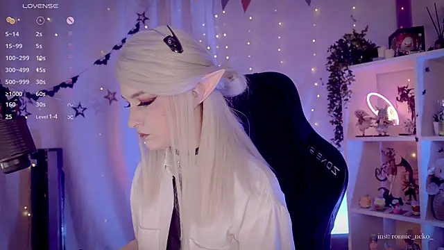 vronnier online show from November 25, 12:40 pm