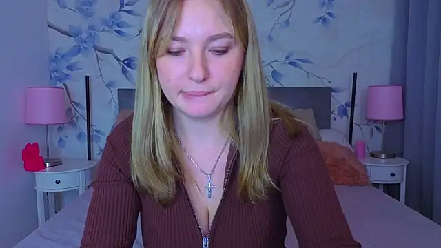 Sweetie kitty1 online show from November 14, 2:50 pm